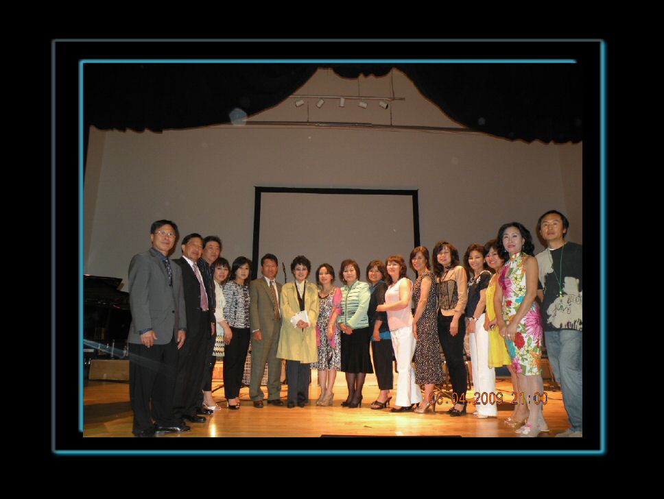 June_2009_KWAaward_others 425_tm.jpg